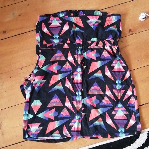 2/$20 Volcom strapless dress - Picture 4 of 8